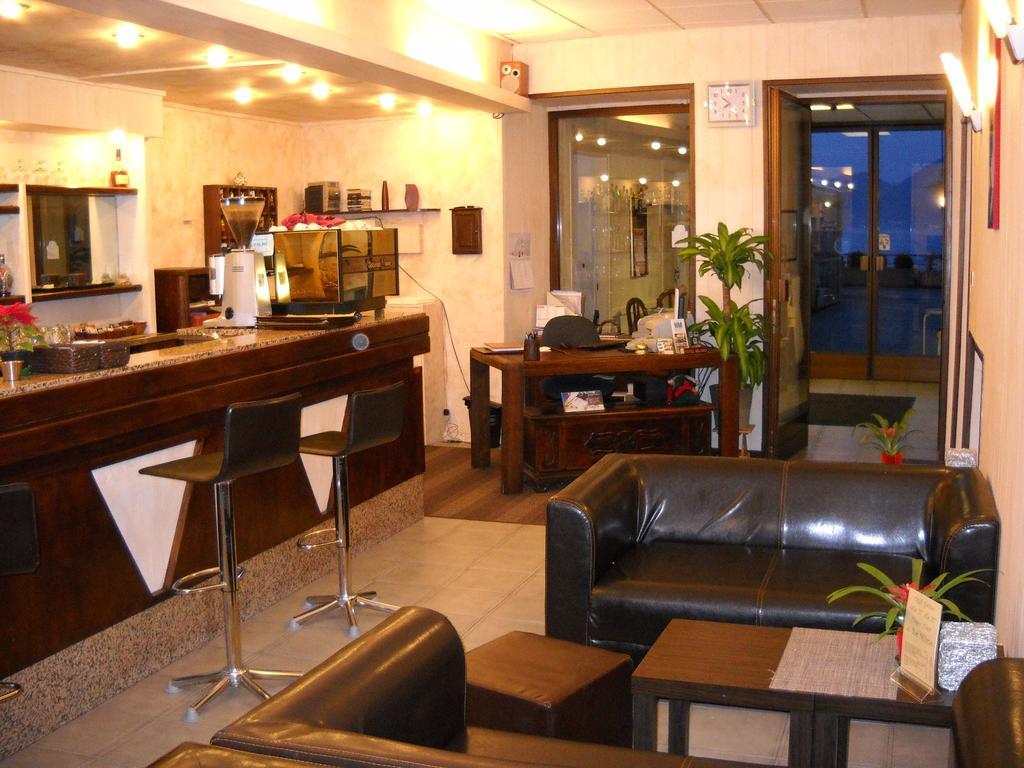 Hotel Milano Iseo Bagian luar foto